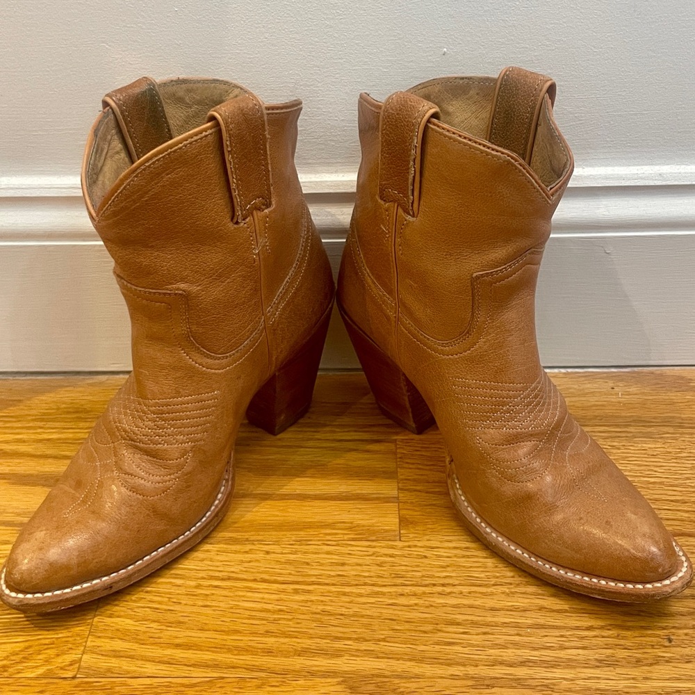 RARE! Frye Western Ankle Boots Booties